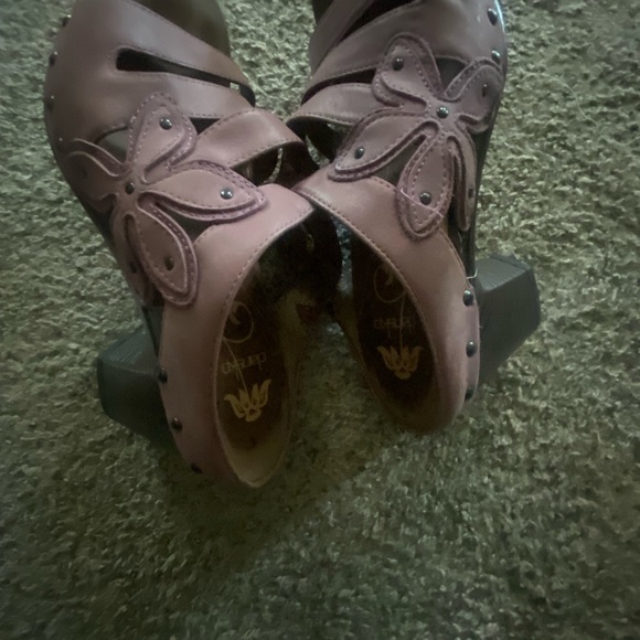 Dansko Purple Sandals Comfort Style - Picture 7 of 8